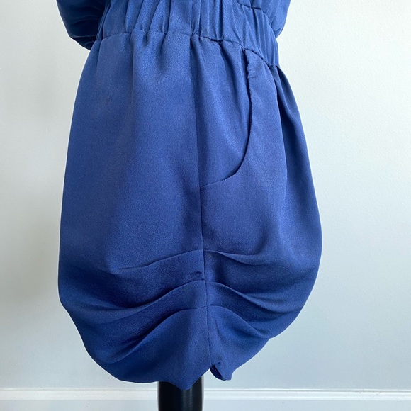 Navy blue romper with gathered sides and cinched waste - Picture 2 of 4